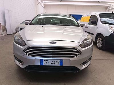 Usata Ford Focus S 120 CV (88 kW) 2015 Argento Station wagon