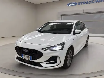 Usata Ford Focus ST-Line X 125 CV (91 kW) 2023 Bianco metallizzato Berlina