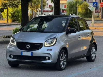 Usata Smart ForFour Passion 71 CV (52 kW) 2016 Argento Utilitaria