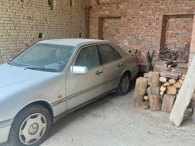 Usata Mercedes C200 1995 Grigio Berlina