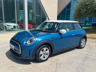 Usata Mini Cooper Resolute Edition 136 CV (100 kW) 2022 Bluazzurro Utilitaria
