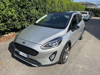 Usata Ford Fiesta Active 86 CV (63 kW) 2019 Argento Berlina