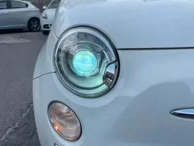 Usata Fiat 500C Lounge 85 CV (62 kW) 2011 Bianco Cabrio