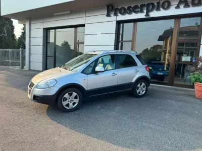 Usata Fiat Sedici Emotion 120 CV (88 kW) 2008 Argento SUV