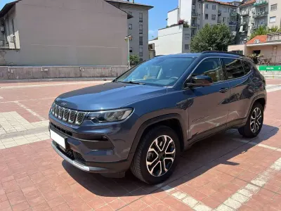 Usata Jeep Compass Limited 190 CV (139 kW) 2022 Blu/azzurro SUV