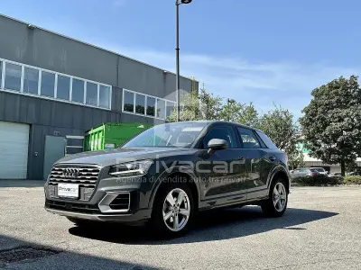 Usata Audi Q2 Ambiente 116 CV (85 kW) 2019 Grigio SUV