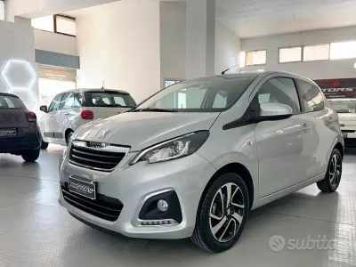 Occasion Peugeot 108 Allure 72 ch (52 kW) 2021 Gris Citadine