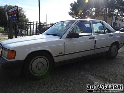 Bianco Usata 1988 Mercedes 190 Berlina | 1500 €