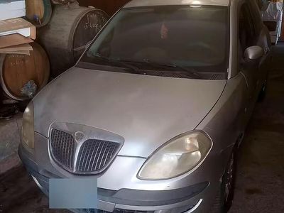 Usata Lancia Ypsilon 69 CV (50 kW) 2006 Grigio Utilitaria