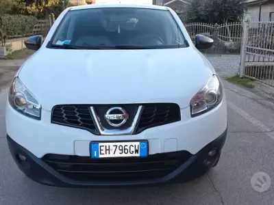 Usata Nissan Qashqai Tekna 110 CV (80 kW) 2011 Bianco SUV