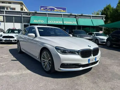 Usata BMW 730L 265 CV (194 kW) 2018 Bianco Berlina