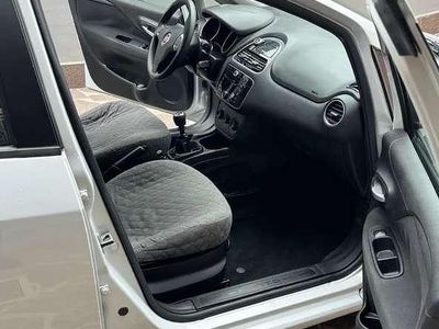 Usata 2013 Fiat Grande Punto Utilitaria | 4000 € (Buon prezzo)