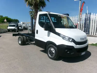 Usata Iveco Daily 136 CV (100 kW) 2019 Bianco