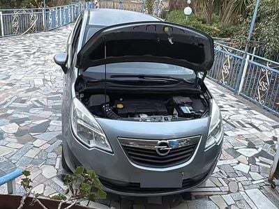 Usata Opel Meriva 95 CV (69 kW) 2013 Grigio Monovolume
