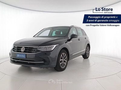 Usata VW Tiguan Life 150 CV (110 kW) 2023 Deep black perlato SUV