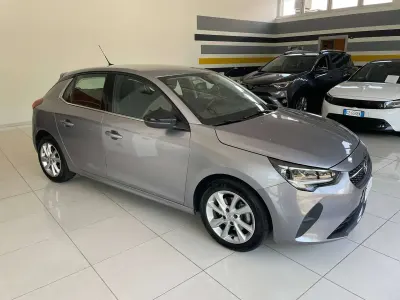 Usata Opel Corsa Elegance 101 CV (74 kW) 2021 Grigio Utilitaria