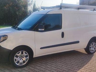 Usata Fiat Doblò 105 CV (77 kW) 2020 Bianco Monovolume