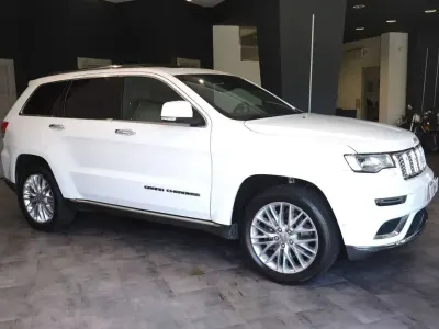 Usata Jeep Grand Cherokee Summit 250 CV (183 kW) 2018 Bianco SUV