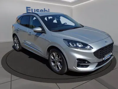 Usado Ford Kuga ST-Line 150 CV (110 kW) 2023 Plateado SUV