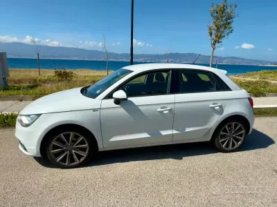 Usata Audi A1 Sportback 86 CV (63 kW) 2013 Bianco Utilitaria