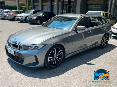 Usata BMW 320e M Sport 190 CV (139 kW) 2022 Grigio Station wagon