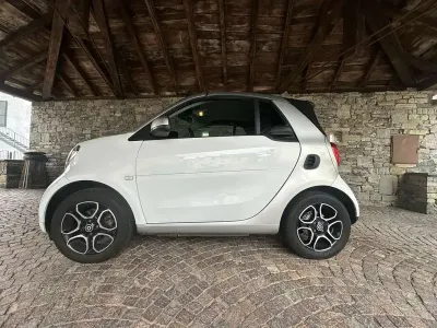 Usata Smart ForTwo Cabrio Passion 90 CV (66 kW) 2019 Bianco Cabrio