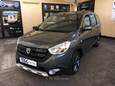 Usata Dacia Lodgy Stepway 109 CV (80 kW) 2017 Scuro Monovolume