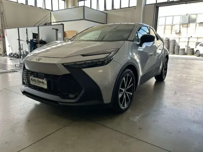 Usata Toyota C-HR