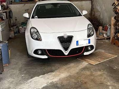 Usata Alfa Romeo Giulietta Super 120 CV (88 kW) 2018 Bianco Utilitaria