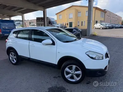 Usata Nissan Qashqai Acenta 110 CV (80 kW) 2011 Bianco SUV