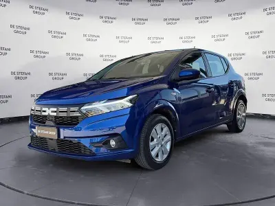 Usata Dacia Sandero Expression 101 CV (74 kW) 2023 Blu Utilitaria