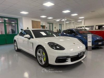 Usata Porsche Panamera 330 CV (242 kW) 2019 Bianco Berlina
