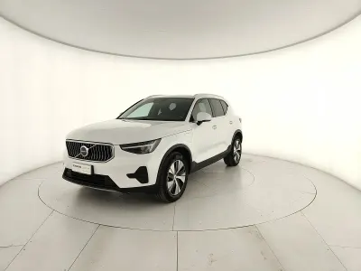 Usata Volvo XC40 Core 129 CV (94 kW) 2023 Bianco SUV