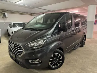 Occasion Ford Tourneo Titanium 131 ch (96 kW) 2022 Jaune Monospace