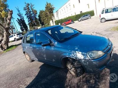 Usata Opel Corsa 45 CV (33 kW) 2004 Grigio Berlina