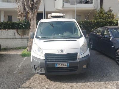 Usata Peugeot Expert 125 CV (91 kW) 2016 Furgone