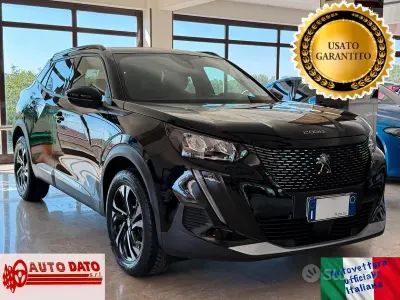 Usata Peugeot 2008 Allure 110 CV (80 kW) 2022 Nero perla SUV