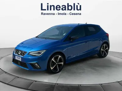 Usata Seat Ibiza FR 110 CV (80 kW) 2023 Blu metalizzato chiaro Utilitaria