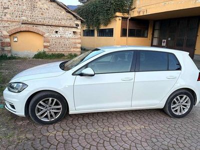 Usata VW Golf VII Highline 116 CV (85 kW) 2017 Berlina