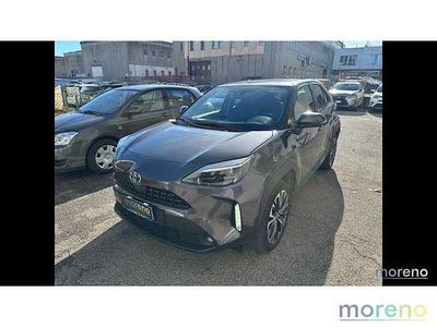 Usata Toyota Yaris Hybrid Lounge 116 CV (85 kW) 2022 Grigio Pick-up