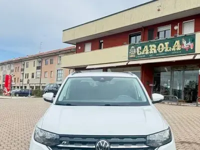 Occasion VW T-Cross R-line 150 ch (110 kW) 2023 Blanc SUV
