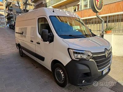 Begagnad Renault Master 136 HK (100 kW) 2021 Vit Minibuss