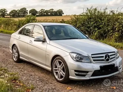 Usata Mercedes C180 156 CV (114 kW) 2012 Grigio Berlina