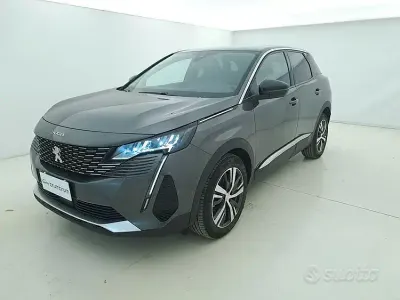 Usata Peugeot 3008 Allure 131 CV (96 kW) 2022 Grigio SUV