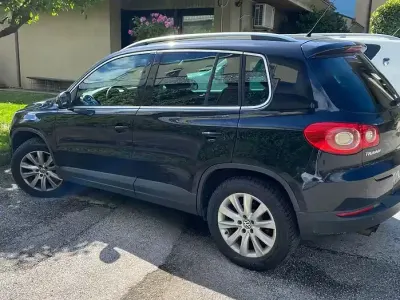 Usata VW Tiguan 200 CV (147 kW) 2009 Nero SUV