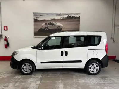 Usata Fiat Doblò 95 CV (69 kW) 2017 Bianco Monovolume