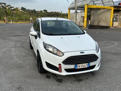 usata Ford Fiesta 6ª serie - 2014