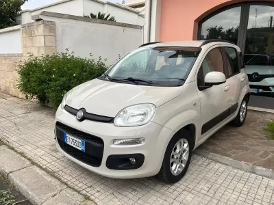 Usata Fiat Panda Lounge 69 CV (50 kW) 2015 Beige Utilitaria