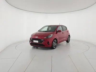 Usata Hyundai i10 Prime 67 CV (49 kW) 2023 Rosso Utilitaria