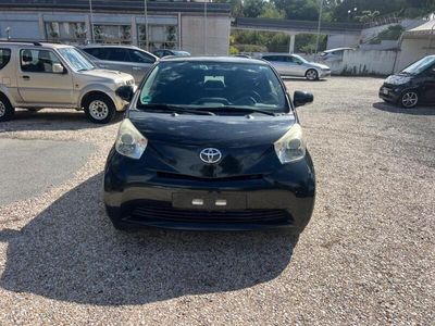 Toyota iQ